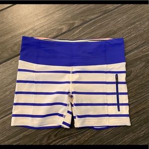 Lululemon Fast Track Short in SW Blue Stripe